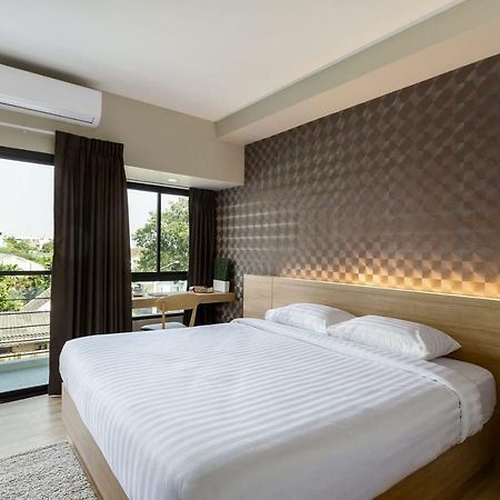 @S115 Residence Samut Prakan Exterior foto