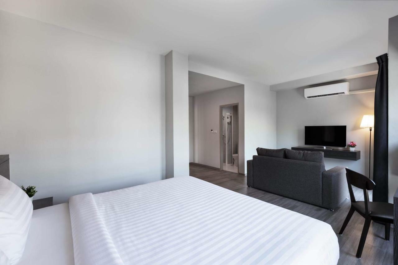 @S115 Residence Samut Prakan Exterior foto