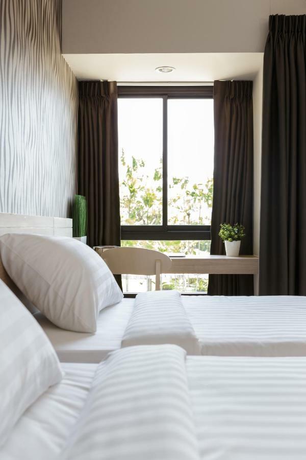 @S115 Residence Samut Prakan Exterior foto